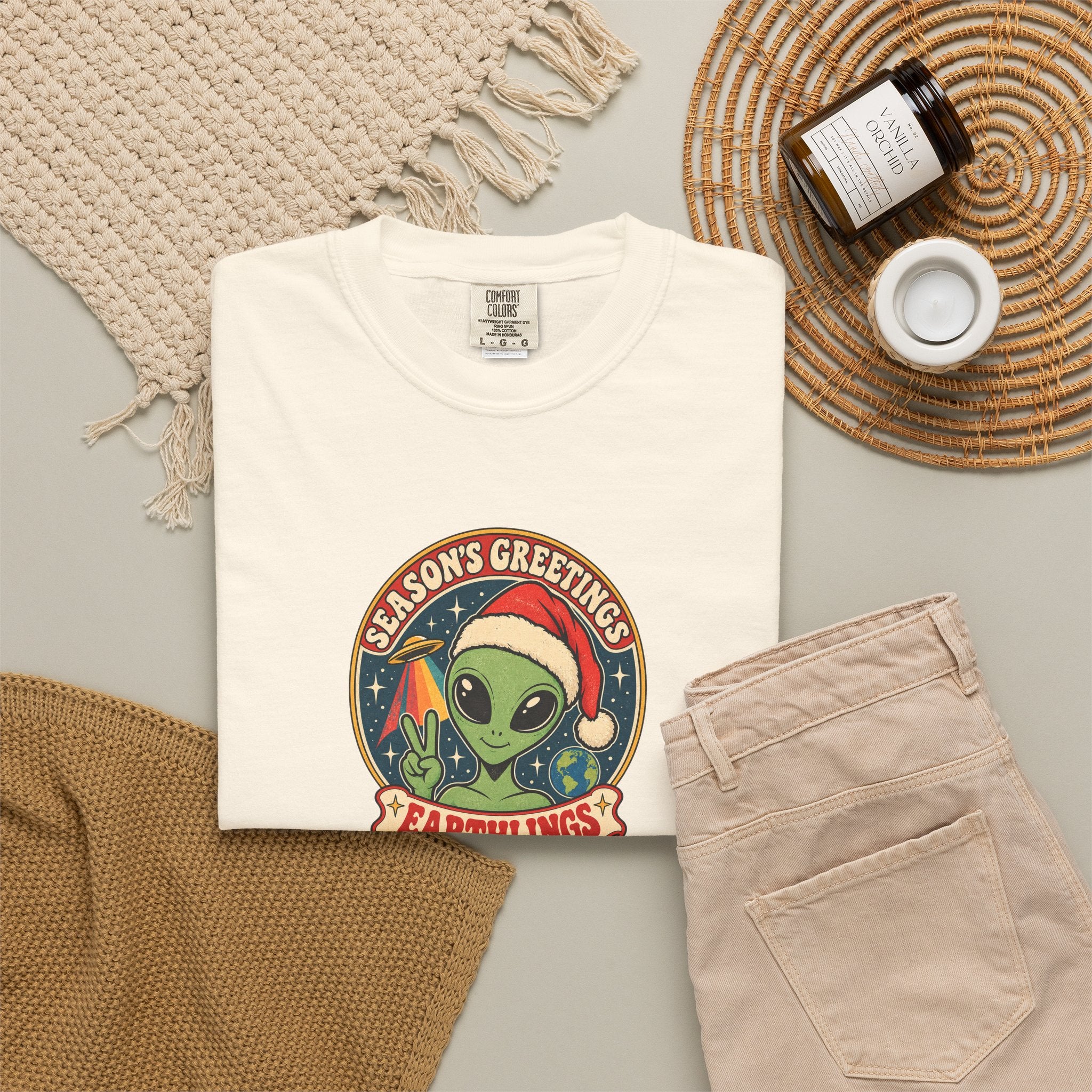 Alien Holiday T‑Shirt — "Season's Greetings Earthlings" Retro Graphic Comfort Colors Tee