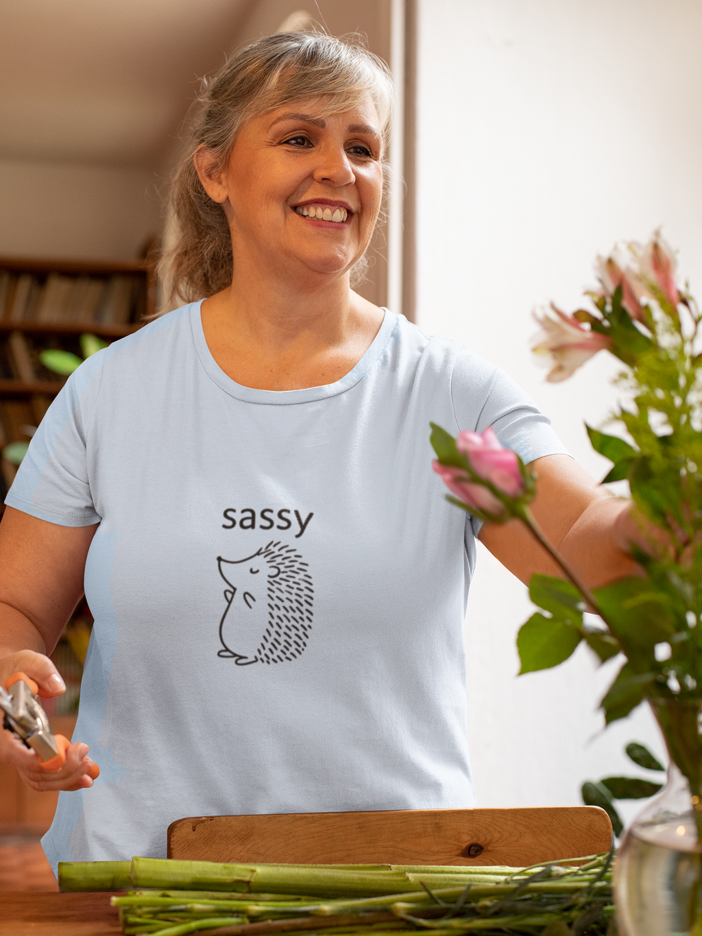 Sassy hedgehog Tee — Minimal Cute Graphic T-Shirt - Mutantur Labs LLC